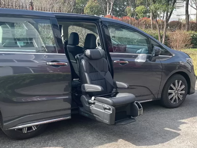 Perlu kemasukan kenderaan yang lebih mudah? Bagaimanakah kerusi kereta berpusing boleh membantu?