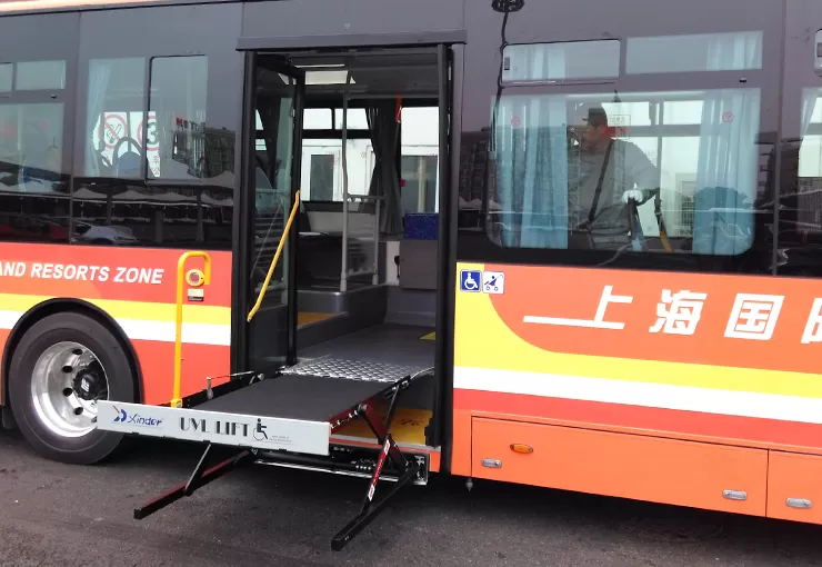 Lif kerusi roda UVL-700-S/1300-S (di bawah langkah)