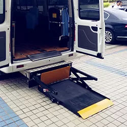 Lif kerusi roda Van